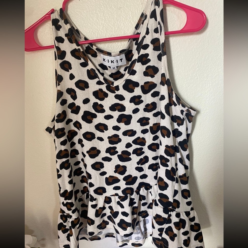 Animal Print Sleeveless Peplum Top and pants Size Medium